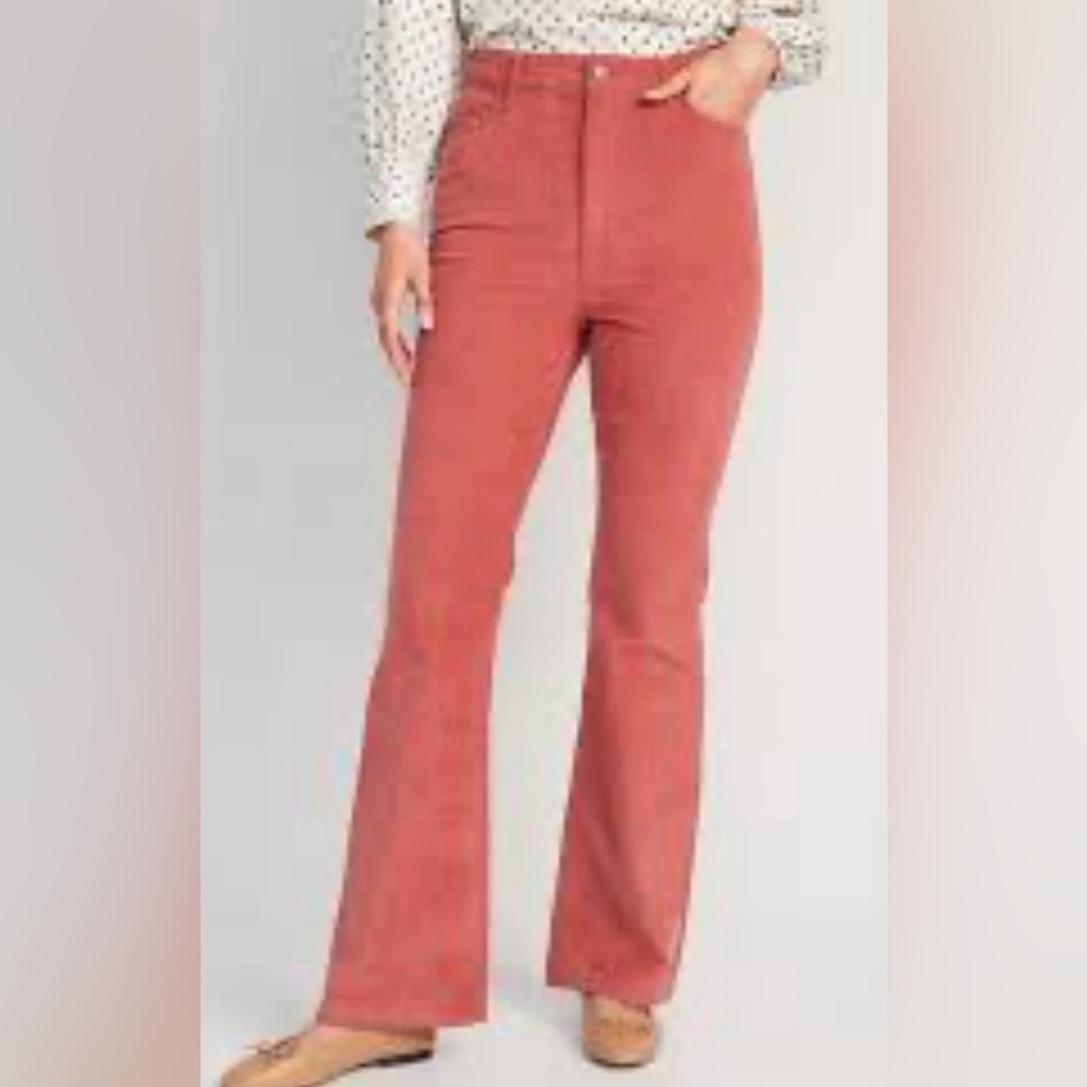 Old Navy higher high-rise corduroy flare pants size 12 brand new
